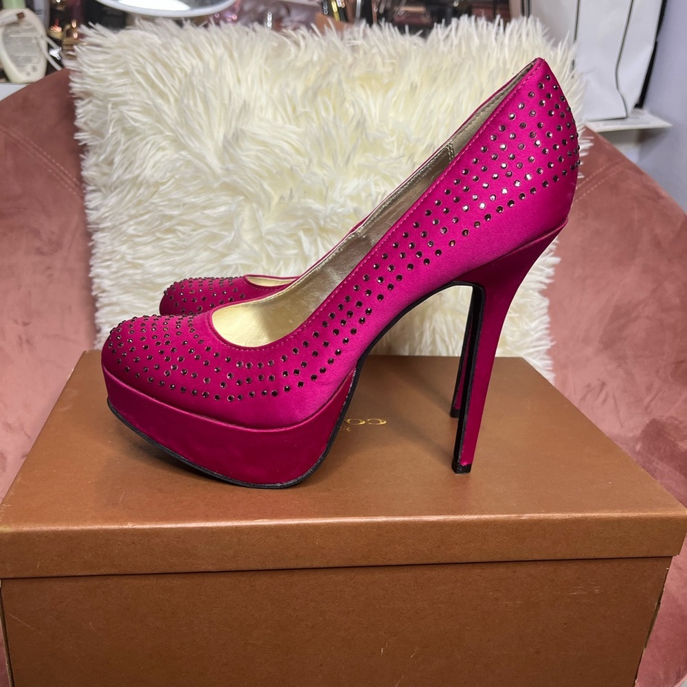 Rhinestone Pink Pumps
